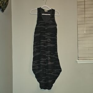 Z Supply Womens Sz XS Camo Long Maxi Dress!! Oversized